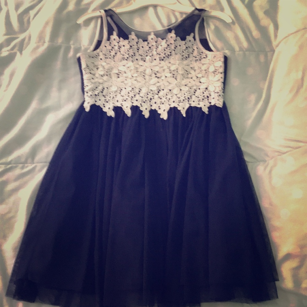 Dorissa navy and white dress